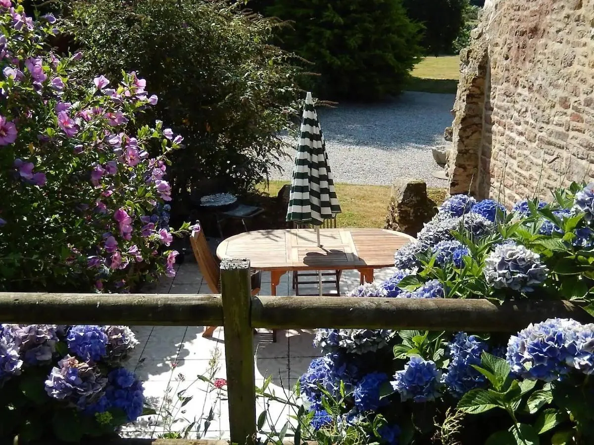 Cristal - Gites De Kerlividic Ploerdut Holiday home